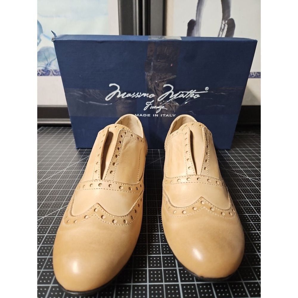 Massimo Matteo Lucia Laceless Wing Tip‎ oxford shoes Taupe 6 M
